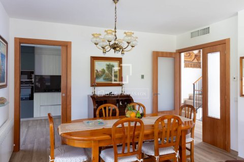 4 chambres villa à vendre à Vilassar de Mar, Barcelona, Catalonia, Spain № 3930 - photo 13