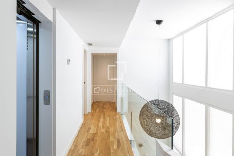 5 chambres villa à vendre à Vilassar de Dalt, Barcelona, Catalonia, Spain № 3933 - photo 18