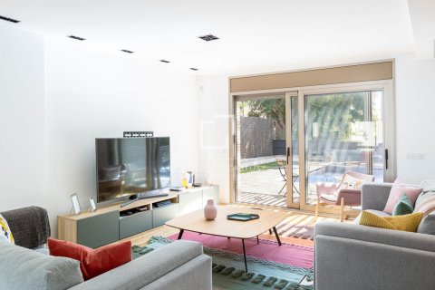 5 chambres villa à vendre à Vilassar de Dalt, Barcelona, Catalonia, Spain № 3933 - photo 10