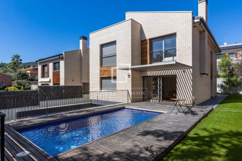 5 chambres villa à vendre à Vilassar de Dalt, Barcelona, Catalonia, Spain № 3933 - photo 4