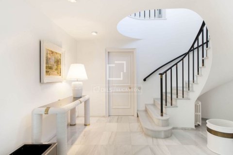 6 chambres villa à vendre à Castelldefels, Barcelona, Catalonia, Spain № 3929 - photo 9