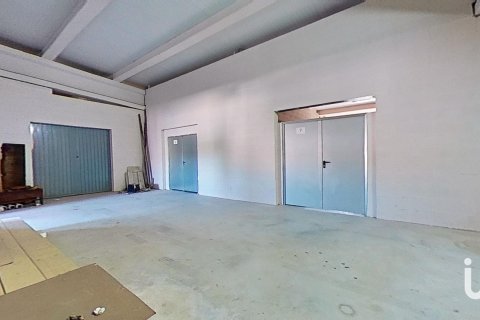 4185 sq.m. commercial property for sale in L'Espluga de Francoli, Tarragona, Catalonia, Spain № 4813 - photo 21