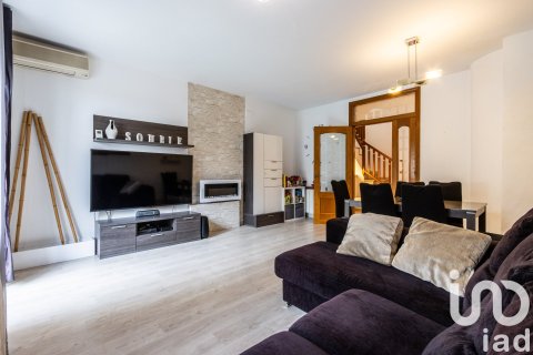 Купить дом в Сабадель, Испания с 4 спальни, 265м², № 4816 - фото 9