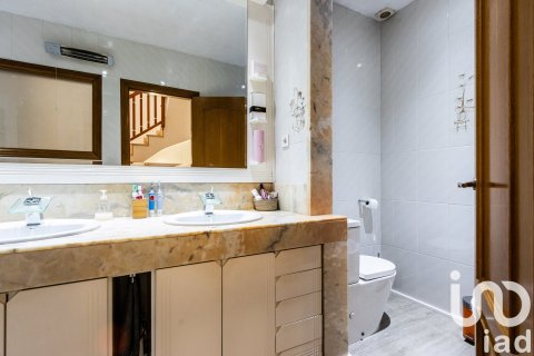 Купить дом в Сабадель, Испания с 4 спальни, 265м², № 4816 - фото 20