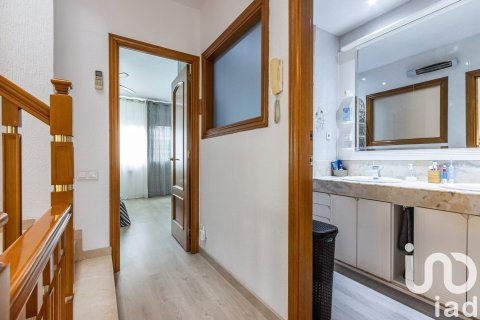 Купить дом в Сабадель, Испания с 4 спальни, 265м², № 4816 - фото 28