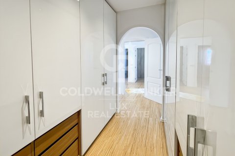 4 bedrooms villa for sale in Empuriabrava, Girona, Catalonia, Spain № 5805 - photo 9