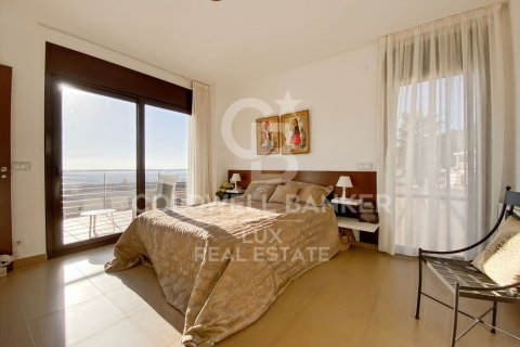 5 bedrooms villa for sale in Pau, Girona, Catalonia, Spain № 5811 - photo 18