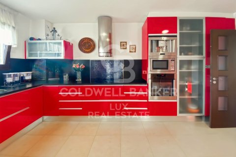 5 bedrooms villa for sale in Pau, Girona, Catalonia, Spain № 5811 - photo 8