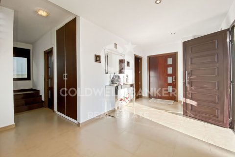 5 bedrooms villa for sale in Pau, Girona, Catalonia, Spain № 5811 - photo 12