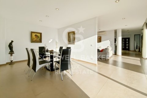 5 bedrooms villa for sale in Pau, Girona, Catalonia, Spain № 5811 - photo 6