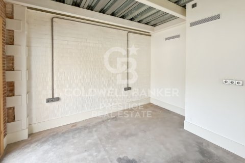2 bedrooms duplex for sale in Barcelona, Catalonia, Spain № 5809 - photo 18