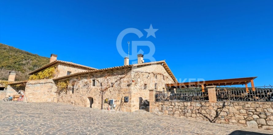 12 bedrooms house for sale in Agullana, Girona, Catalonia, Spain № 5807