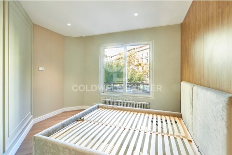 3 bedrooms apartment for sale in Barcelona, Catalonia, Spain № 5806 - photo 17