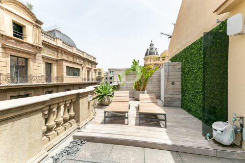 Купить квартиру в Барселона, Испания с 2 комнаты, № 1581 - фото 3