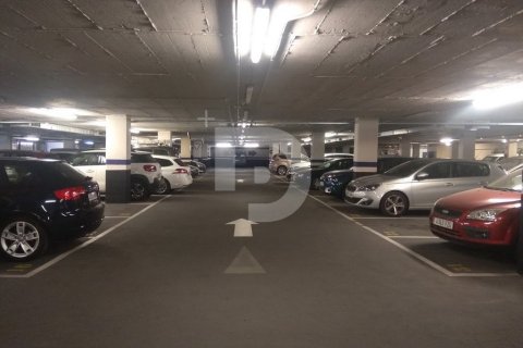 8512 sq.m. commercial property for sale in Sants-Montjuic, Barcelona, Catalonia, Spain № 4544