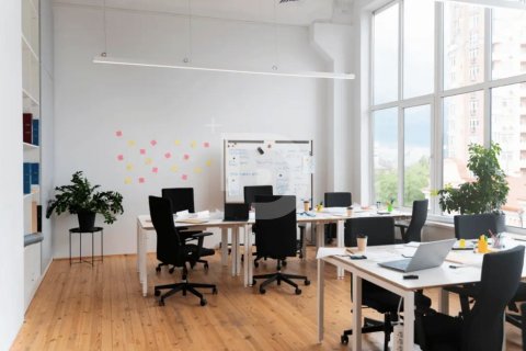 347 sq.m. commercial property for sale in L'Eixample, Barcelona, Catalonia, Spain № 4545 - photo 2