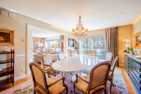 Купить квартиру в Барселона, Испания с 5 спален, 400м², № 2840 - фото 8