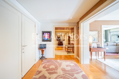 Купить квартиру в Барселона, Испания с 5 спален, 400м², № 2840 - фото 25