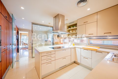 Купить квартиру в Барселона, Испания с 5 спален, 400м², № 2840 - фото 20