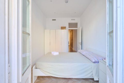 2 chambres apartment à vendre à Ciutat Vella, Barcelona, Catalonia, Spain № 2839 - photo 24