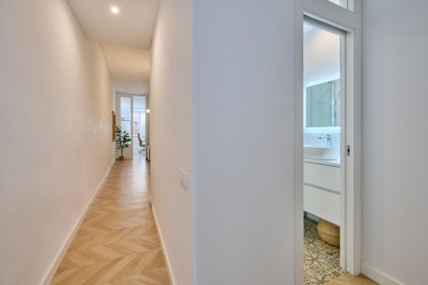 2 chambres apartment à vendre à Ciutat Vella, Barcelona, Catalonia, Spain № 2839 - photo 28