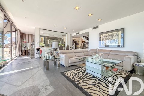 4 bedrooms house for sale in Sitges, Barcelona, Catalonia, Spain № 4665 - photo 17