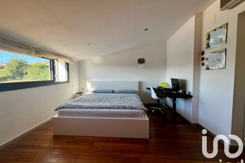 6 bedrooms apartment for sale in Sant Vicenc De Montalt, Barcelona, Catalonia, Spain № 4662 - photo 19