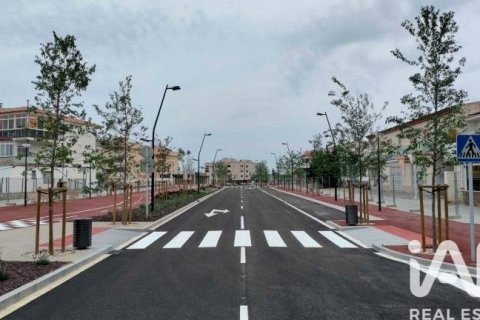 Купить земельный участок в Мон-Риг-дель-Камп, Испания 2685м², № 4661 - фото 4