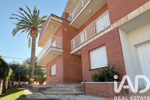 5 bedrooms house for sale in Creixell, Tarragona, Catalonia, Spain № 4659 - photo 3