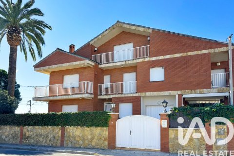 5 bedrooms house for sale in Creixell, Tarragona, Catalonia, Spain № 4659