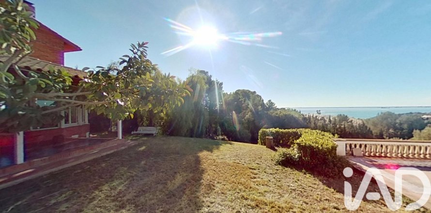 9 bedrooms house for sale in Tarragona, Catalonia, Spain № 4664