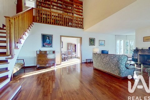 9 bedrooms house for sale in Tarragona, Catalonia, Spain № 4664 - photo 3