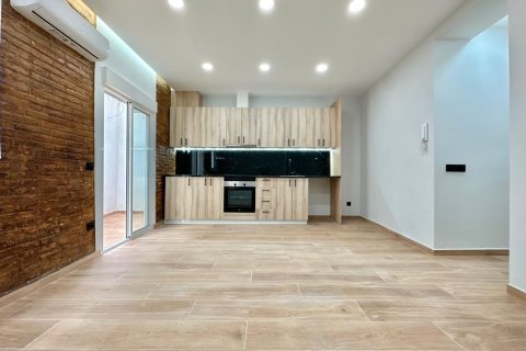 Квартира с 3 спальнями в Орта-Гинардо, Барселона, Каталония, Испания № 2137