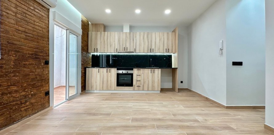 Квартира с 3 спальнями в Орта-Гинардо, Барселона, Каталония, Испания № 2137