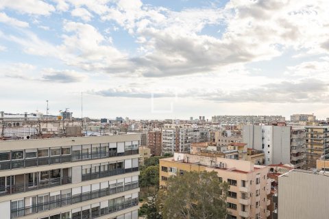 2 bedrooms apartment for sale in Barcelona, Catalonia, Spain № 6387 - photo 2