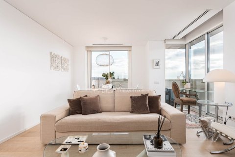 2 bedrooms apartment for sale in Barcelona, Catalonia, Spain № 6387 - photo 4