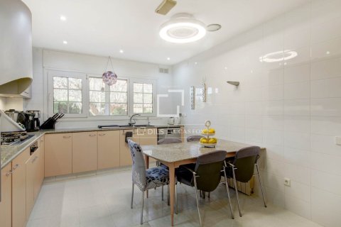 4 chambres villa à vendre à Sant Just Desvern, Barcelona, Catalonia, Spain № 6386 - photo 10