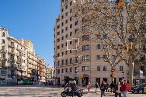 1 bedroom apartment for sale in Barcelona, Catalonia, Spain № 6388 - photo 18