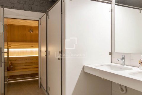 Apartamento de 1 dormitorio en venta en Barcelona, Cataluña, Spain № 6388 - foto 30