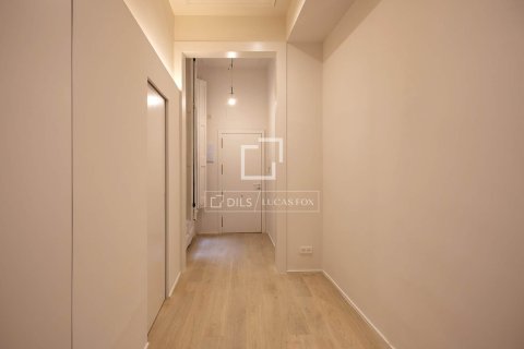 2 bedrooms apartment for sale in Barcelona, Catalonia, Spain № 6385 - photo 24