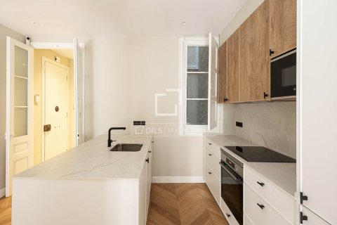 2 chambres apartment à vendre à Barcelona, Catalonia, Spain № 3857 - photo 7