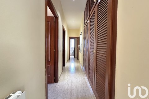 Сasa de 4 dormitorios en venta en Sant Pol de Mar, Barcelona, Cataluña, Spain № 5027 - foto 13