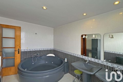 4 bedrooms house for sale in Sitges, Barcelona, Catalonia, Spain № 5025 - photo 4