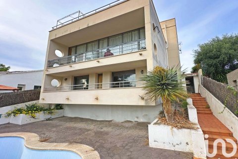 4 bedrooms house for sale in Sitges, Barcelona, Catalonia, Spain № 5025