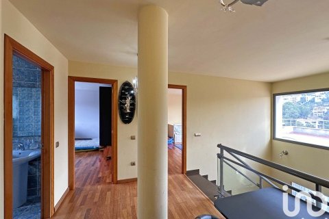 4 bedrooms house for sale in Sitges, Barcelona, Catalonia, Spain № 5025 - photo 7