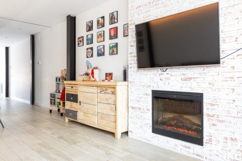 Купить дом в Сабадель, Испания с 4 спальни, 230м², № 5026 - фото 11