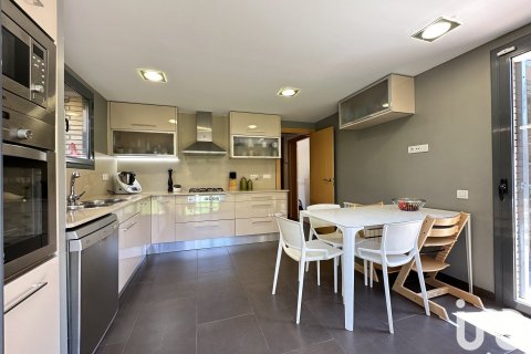 Купить дом в Л'Аметлья-дель-Вальес, Испания с 3 спальни, 245м², № 5024 - фото 22