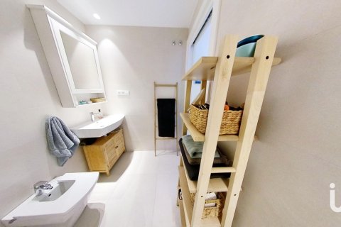 2 bedrooms apartment for sale in Sitges, Barcelona, Catalonia, Spain № 5029 - photo 21