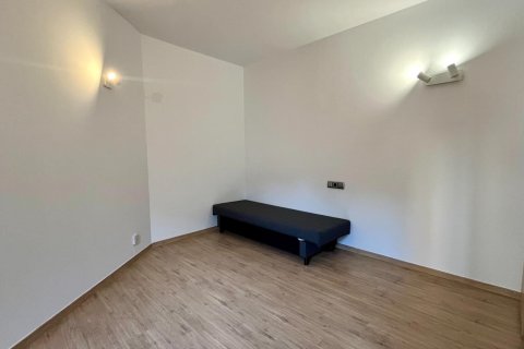 3 bedrooms apartment for rent in Principado De Andorra (Ninguna Poblacion Tiene C.P.), Lleida, Catalonia, Spain № 6147 - photo 15