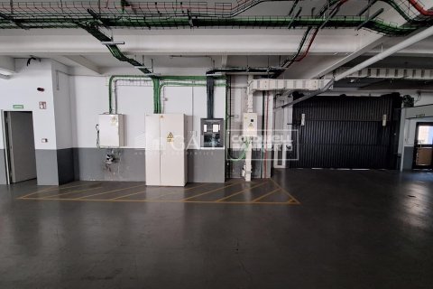 Propiedad comercial de 7623 m² en alquiler en Principado De Andorra (Ninguna Poblacion Tiene C.P.), Lérida, Cataluña, Spain № 6146 - foto 4